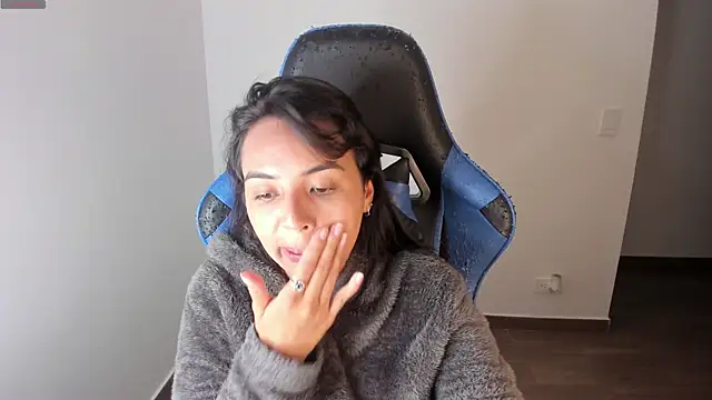 Snapshot of Miss_Nicole chatting on September 2025 01:22:01 AM Miss Nicole online show from September 2025 01:22:01 AM