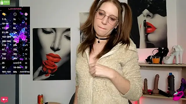 XLisaxx online show from November 2025 01:38:01 AM