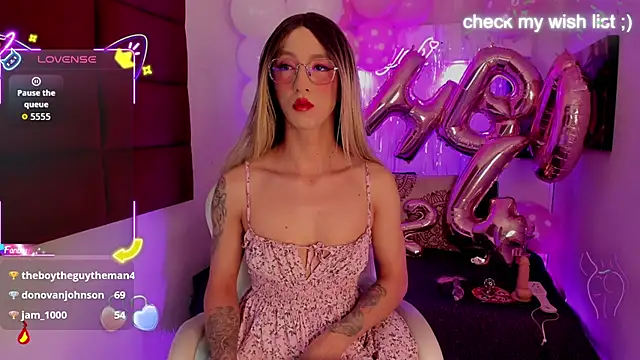 Snapshot of Yaki_Tai chatting on November 2025 07:56:02 AM Yaki Tai online show from November 2025 07:56:02 AM