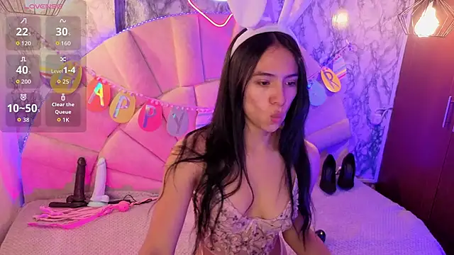  emma miller  online show from April 2026 12:01:01 PM