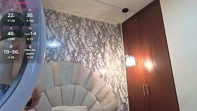 Snapshot of _emma_miller_ chatting on February 2026 10:44:02 AM emma miller online show from February 2026 10:44:02 AM