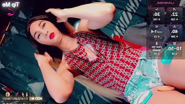 Snapshot of CharlotteBigCock chatting on November 2025 02:50:01 PM CharlotteBigCock online show from November 2025 02:50:01 PM