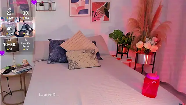 Misslaurenn online show from March 2025 10:39:02 PM