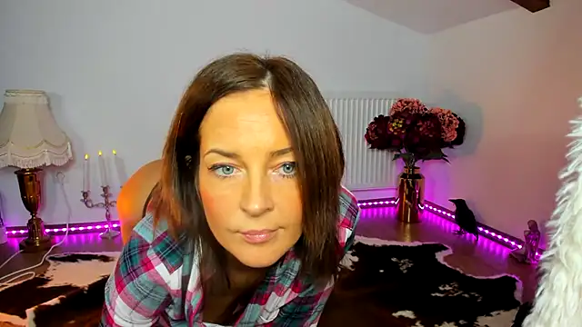 ViciousSiren online show from April 2026 07:09:01 PM