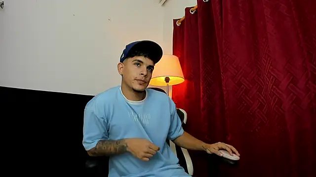 Snapshot of Evan_stoner chatting on September 2025 01:34:01 AM Evan stoner online show from September 2025 01:34:01 AM