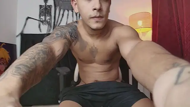 Snapshot of Evan_stoner chatting on October 2025 04:46:02 AM Evan stoner online show from October 2025 04:46:02 AM