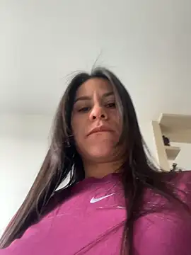 Reggie-Liam online show from November 2025 09:08:01 PM