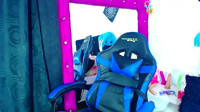 Jenng18 online show from May 2026 03:49:02 AM