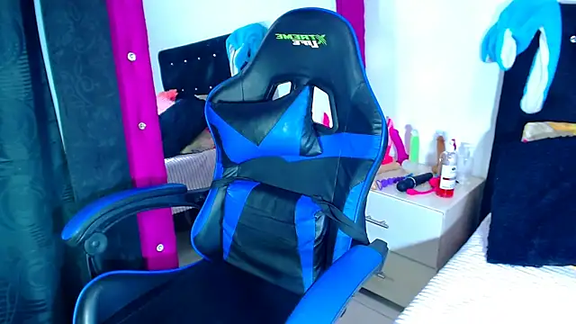 Jenng18 online show from May 2026 05:05:01 AM
