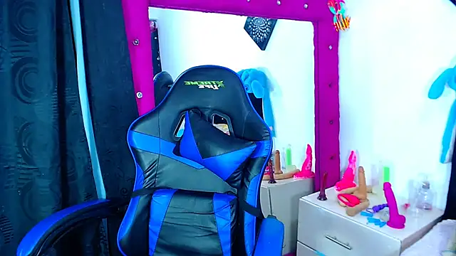 Jenng18 online show from March 2026 07:05:02 AM