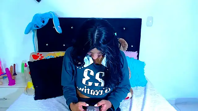 Jenng18 online show from December 2025 03:22:01 AM