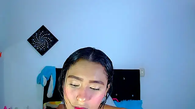 Jenng18 online show from April 2026 04:31:01 PM