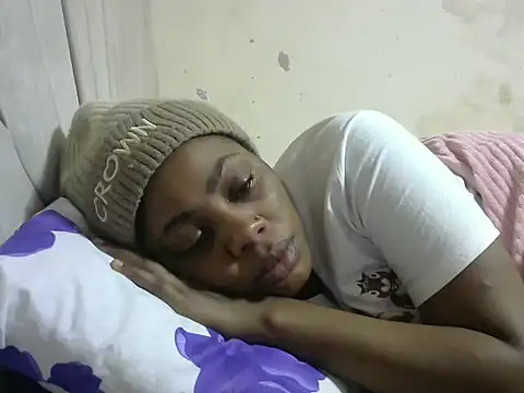 Snapshot of naughty_miami chatting on October 2025 02:27:01 PM naughty miami online show from October 2025 02:27:01 PM