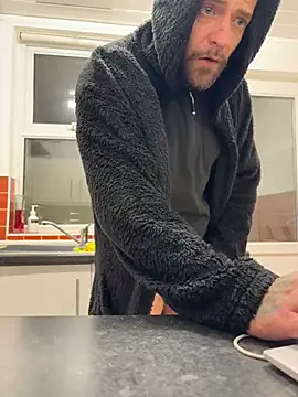 bigguy101 online show from February 2025 01:57:01 AM