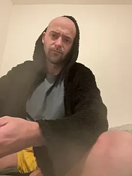bigguy101 online show from March 2025 02:19:01 AM