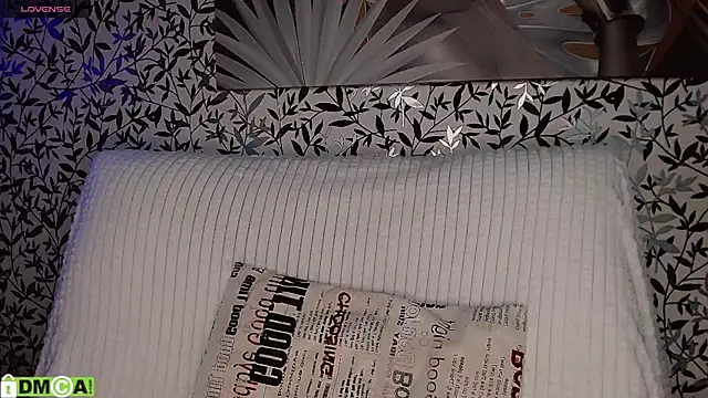  Amelle  online show from November 2025 09:58:02 PM