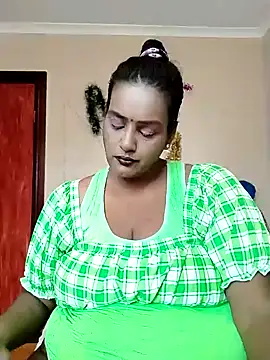 NWC4LYF online show from January 2026 06:39:02 AM