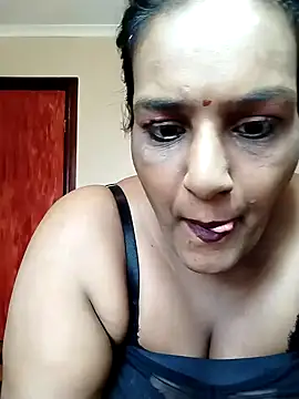 NWC4LYF online show from November 2025 05:52:01 AM