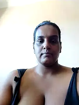 NWC4LYF online show from December 2025 08:06:02 AM