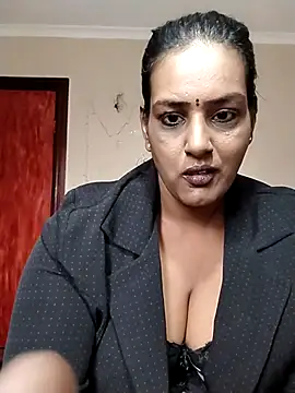 Snapshot of NWC4LYF chatting on June 2026 08:01:02 AM NWC4LYF online show from June 2026 08:01:02 AM