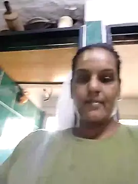 Snapshot of NWC4LYF chatting on May 2026 09:15:01 AM NWC4LYF online show from May 2026 09:15:01 AM