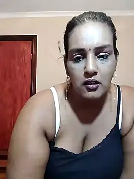 NWC4LYF online show from February 2026 06:42:01 PM