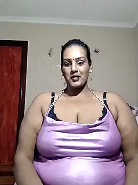 Snapshot of NWC4LYF chatting on June 2026 06:46:01 PM NWC4LYF online show from June 2026 06:46:01 PM