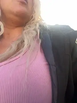 Bustyblondebabe32 online show from May 2026 07:14:01 PM