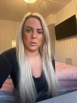 Bustyblondebabe32 online show from January 2026 08:51:02 AM