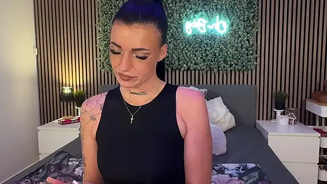 LizaRoxx online show from November 2025 08:47:01 PM