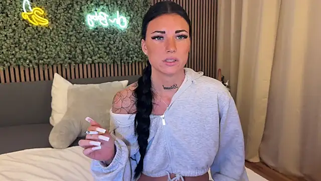 LizaRoxx online show from February 2026 12:08:01 AM