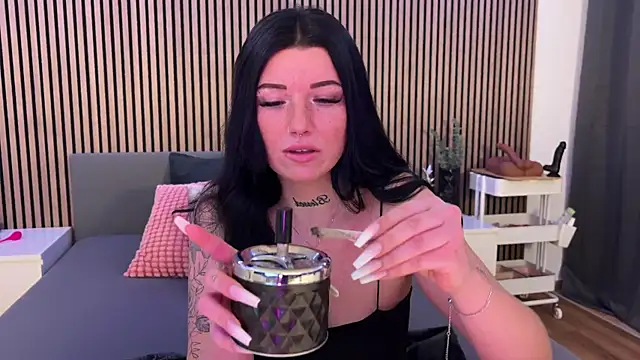 LizaRoxx online show from March 2025 06:43:01 PM