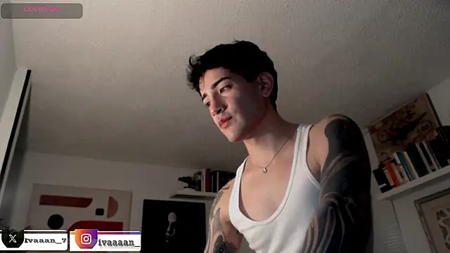 ivaaaan  online show from February 2026 09:56:01 PM