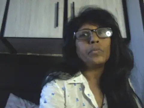 MsAttitude online show from April 2026 11:30:02 AM