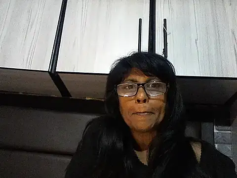 Snapshot of MsAttitude chatting on November 2025 10:40:02 AM MsAttitude online show from November 2025 10:40:02 AM