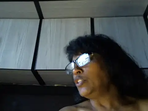 MsAttitude online show from March 2026 05:56:02 AM