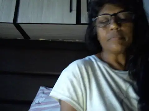 MsAttitude online show from March 2026 09:34:01 AM