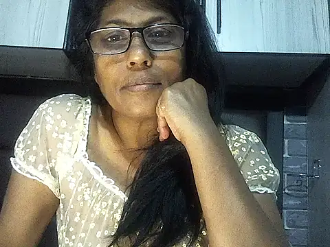 MsAttitude online show from September 2025 06:35:02 AM