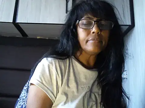 Snapshot of MsAttitude chatting on February 2026 12:18:01 PM MsAttitude online show from February 2026 12:18:01 PM