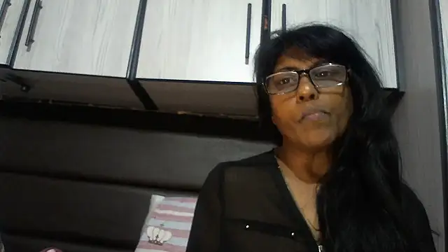 MsAttitude online show from October 2025 06:36:02 AM