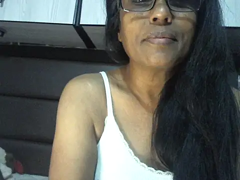 Snapshot of MsAttitude chatting on January 2026 07:12:01 AM MsAttitude online show from January 2026 07:12:01 AM