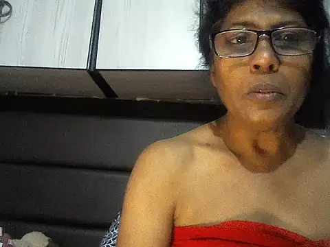 MsAttitude online show from September 2025 07:11:01 AM