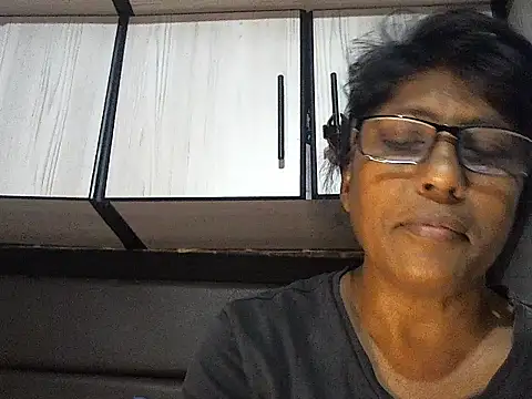 Snapshot of MsAttitude chatting on January 2026 08:52:02 AM MsAttitude online show from January 2026 08:52:02 AM