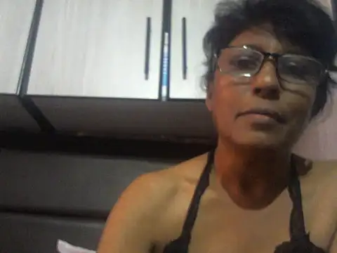 MsAttitude online show from March 2026 12:17:02 PM