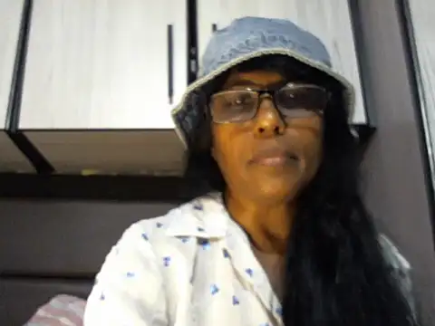 MsAttitude online show from April 2026 09:35:01 AM