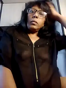 Snapshot of MsAttitude chatting on June 2026 08:23:02 AM MsAttitude online show from June 2026 08:23:02 AM