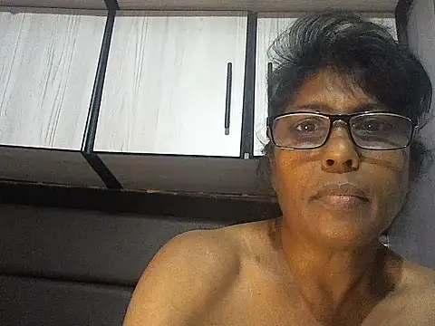 Snapshot of MsAttitude chatting on January 2026 08:54:01 AM MsAttitude online show from January 2026 08:54:01 AM