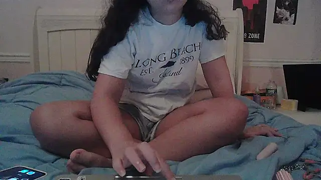 Goddess-Bambi online show from June 2026 05:05:02 AM