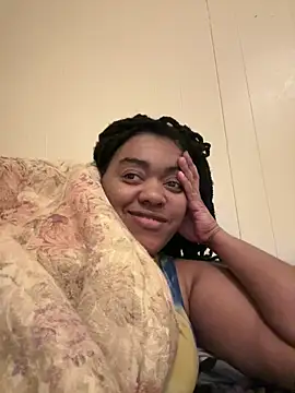 thick Queen33 online show from December 2024 02:14:01 AM