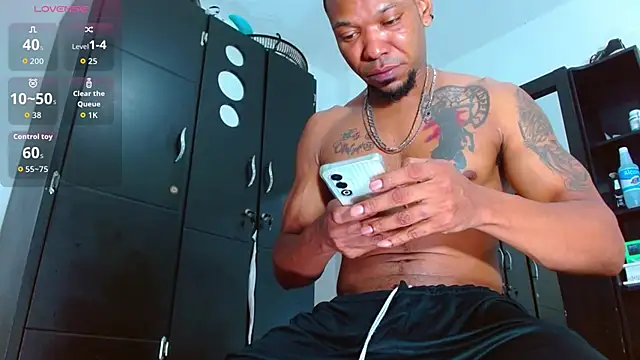 Snapshot of isuckmyselfxxx_420 chatting on May 2026 08:24:01 AM isuckmyselfxxx 420 online show from May 2026 08:24:01 AM